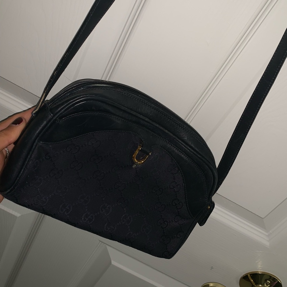 AUTHENTIC Vintage Gucci Crossbody
